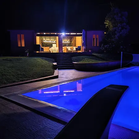 Abete Azzurro Con Piscina Holiday home
