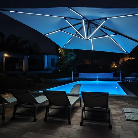 Abete Azzurro Con Piscina Casa vacanze Casalvieri